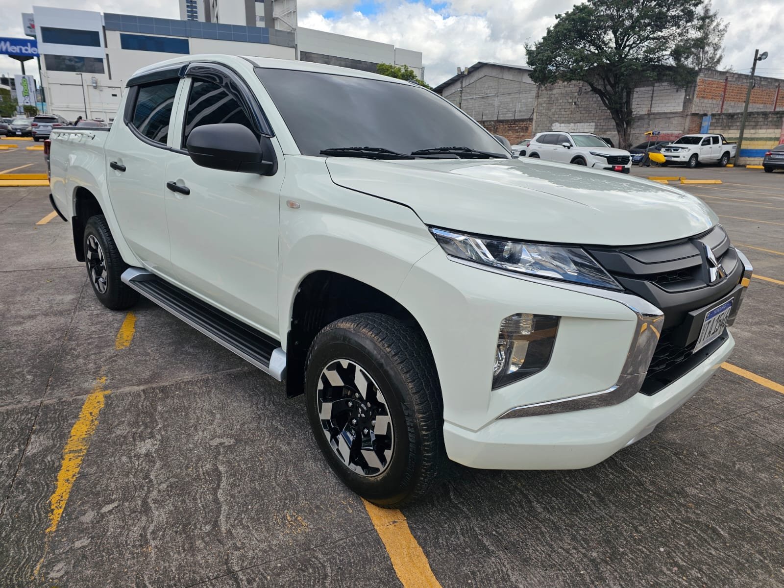 Mitsubishi L200 2022